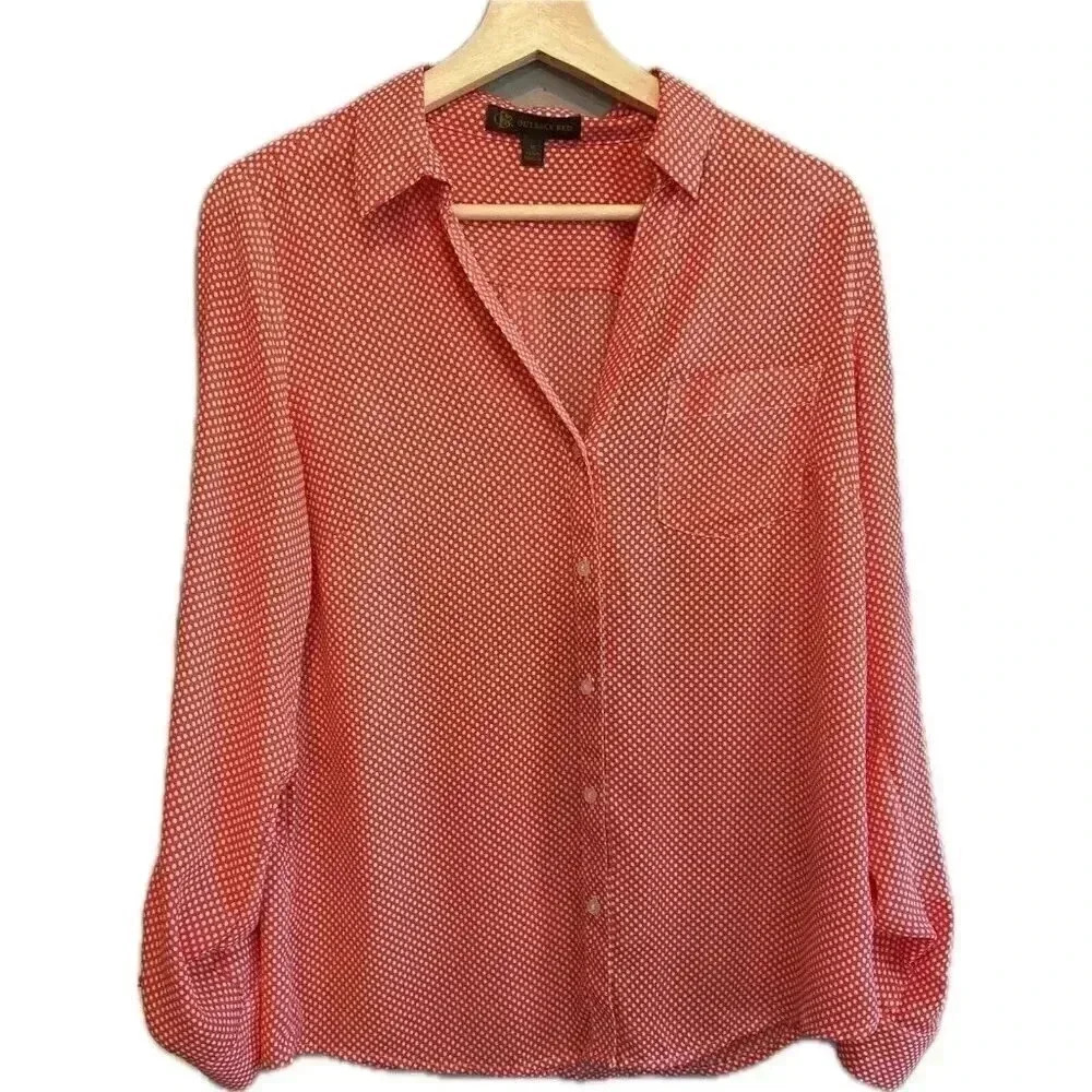 Outback Red Women's‎ Redish Pink-Coral Polka Dot Blouse Size Medium Lightweight
